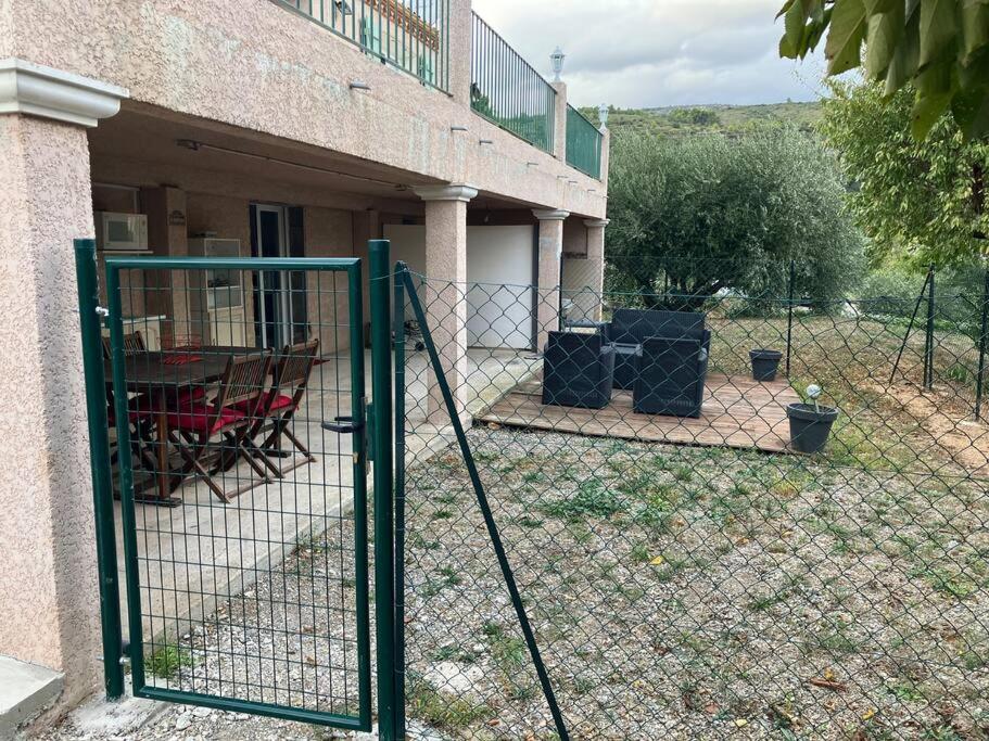 Appartement Le Jutini Caunes-Minervois Buitenkant foto